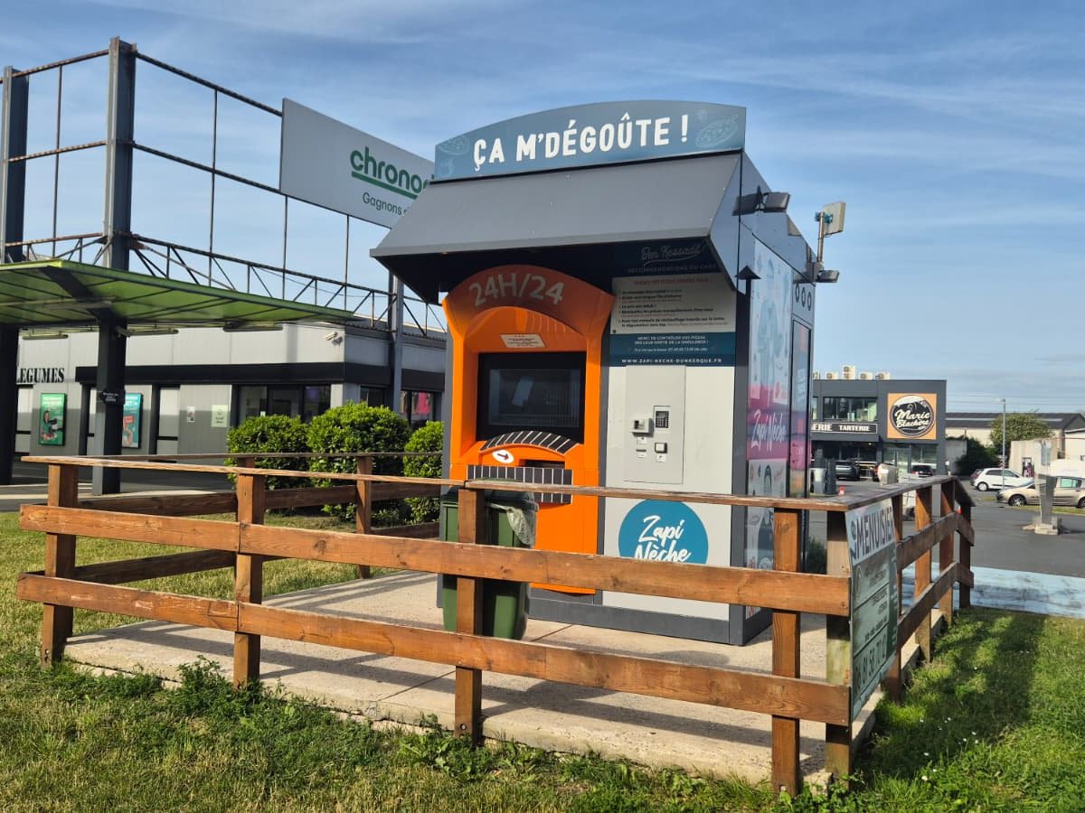 Distributeur de pizzas Zapi Nèche 24h/24 au Chronodrive de Coudekerque-Branche